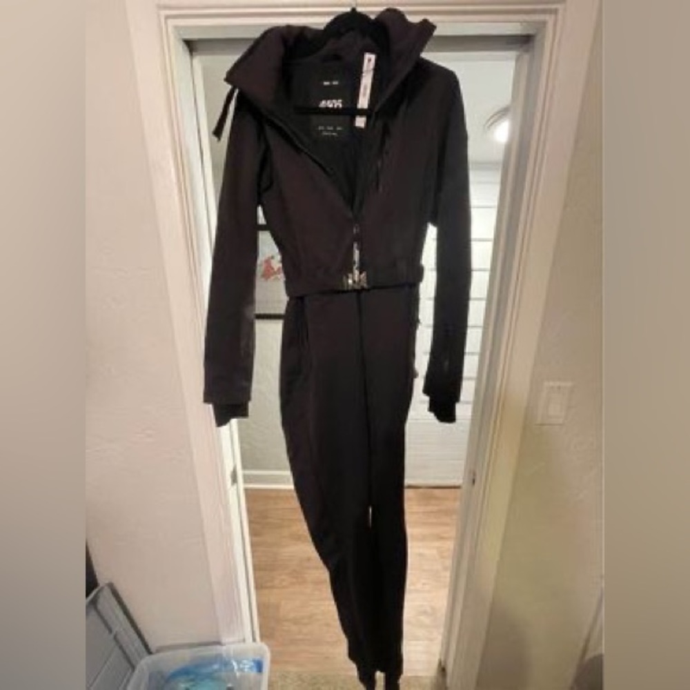 Brand New with tags ASOS Tall ski fitted belted ski suit with hood size 10 tall